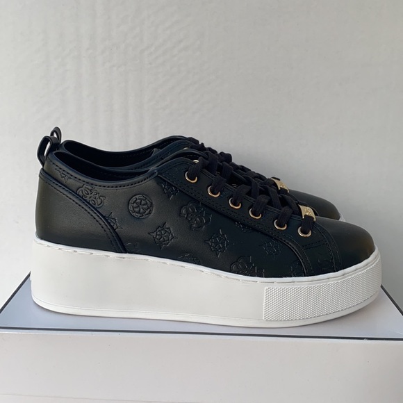 New GUESS Women's Neeka Lace Up Platform Logo Sneakers SZ 9 - Picture 10 of 13